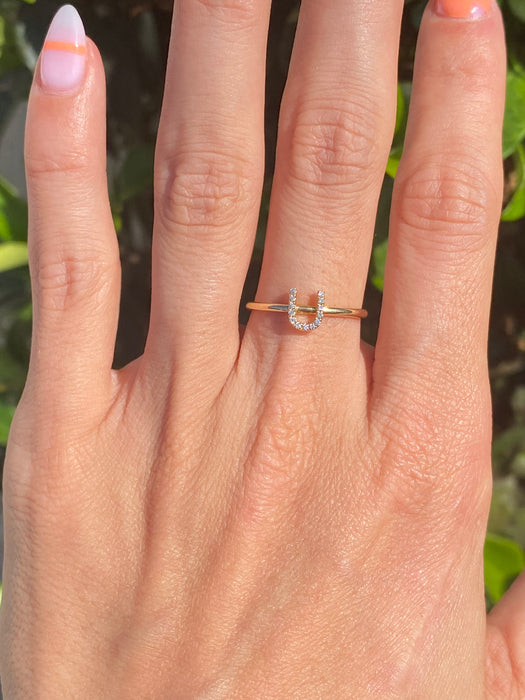 14k diamond letter u ring size 6.5