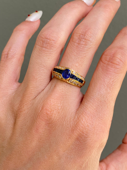Vintage 18K 1.9 TCW Blue Sapphire & Diamond Ring Size 6.25