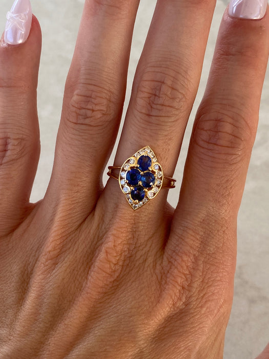 18K Blue Sapphire & Diamond Ring