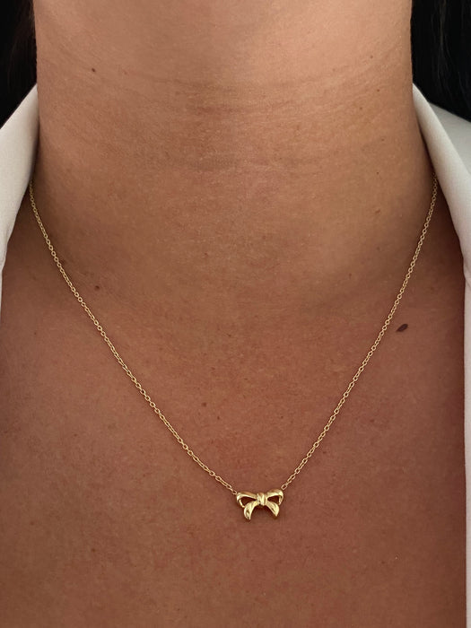 14k bow necklace 17” or 18”