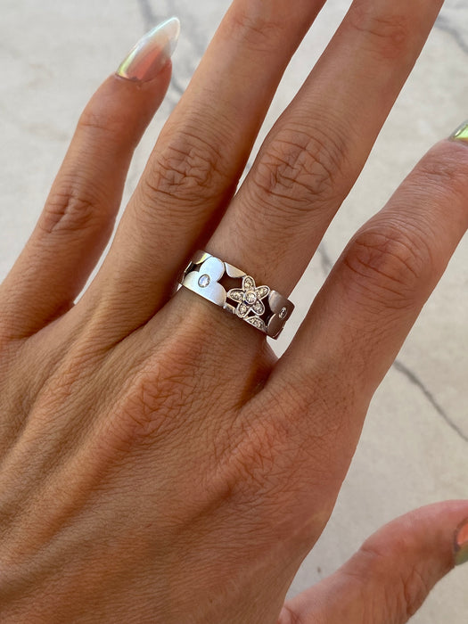 Vintage Platinum 900 Diamond Flower Ring – Size 6.25