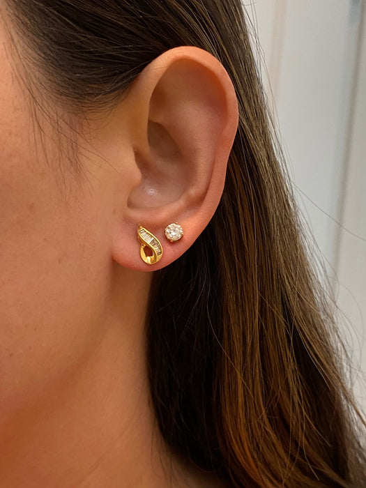Vintage 18K Gold Wavy Diamond Baguette Stud Earrings | 0.30 TCW Natural Diamonds