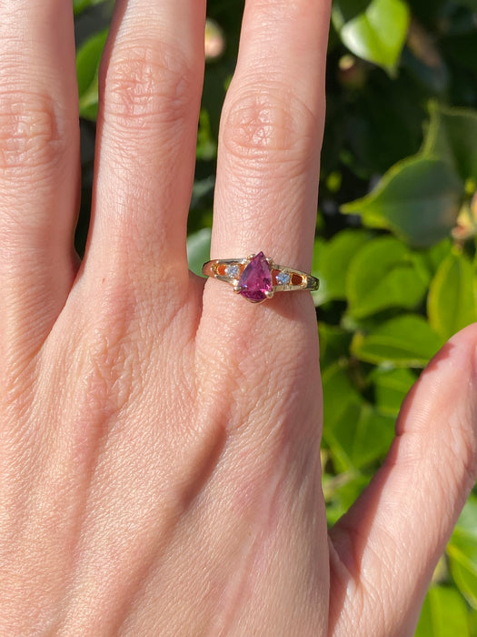 14k pear cut ruby and diamond ring size 5.75