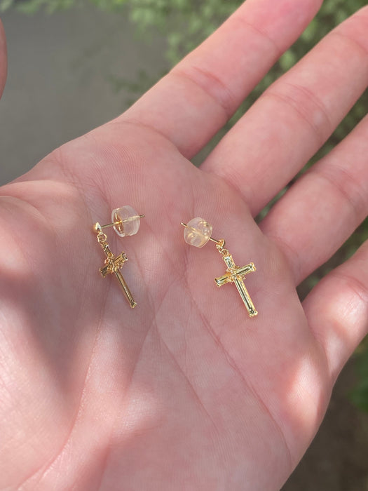 18k cross stud earrings