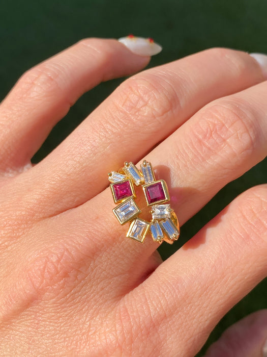 18k Gold Ruby Diamond Firework Ring Size 5.25