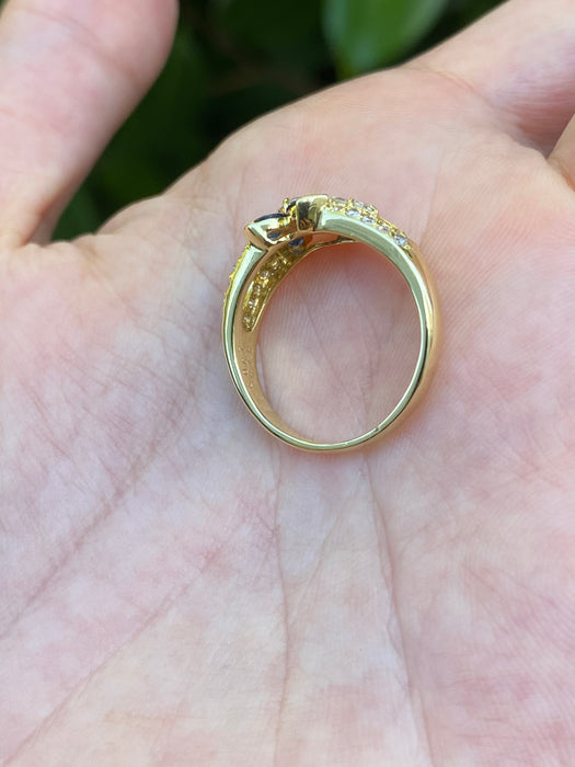 18k blue sapphire diamond flower ring size 6.25