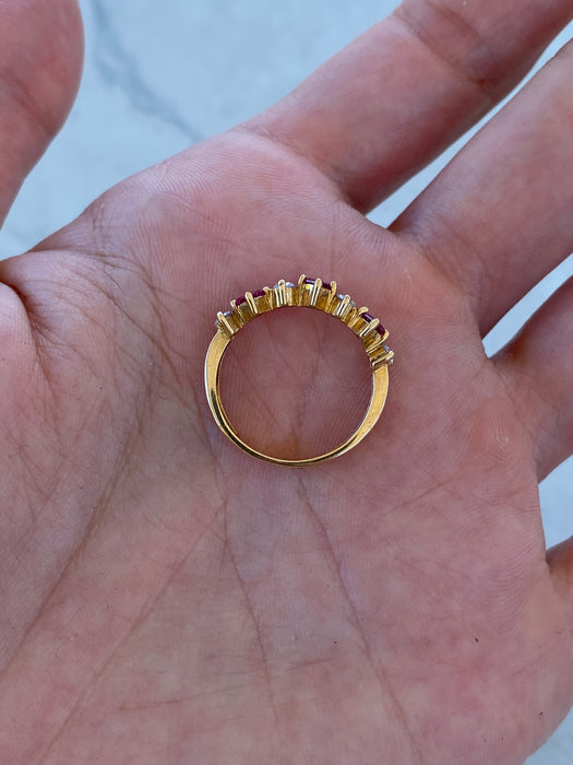 Vintage 18K Diamond & Ruby Ring