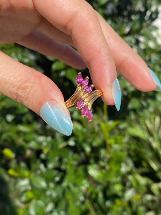 14k ruby cluster twist ring size 6.75