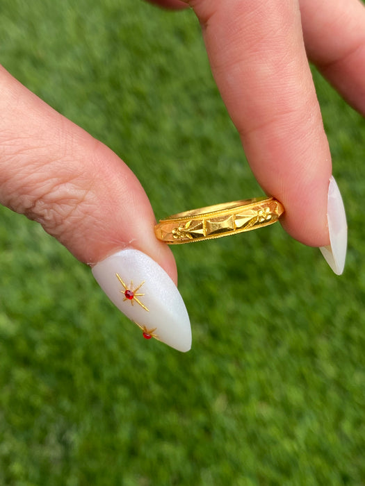Vintage 24k Pure Gold Engraved Eternity Ring
