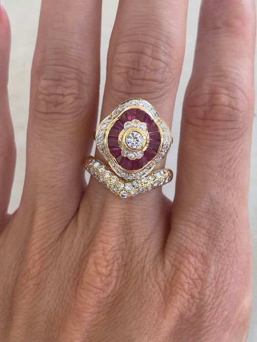 Vintage 18K Chevron Diamond Ring