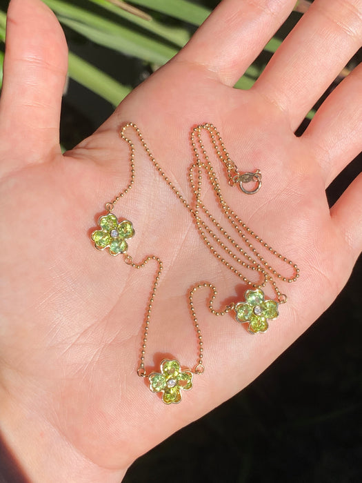 14k peridot clover bead station necklace 18”
