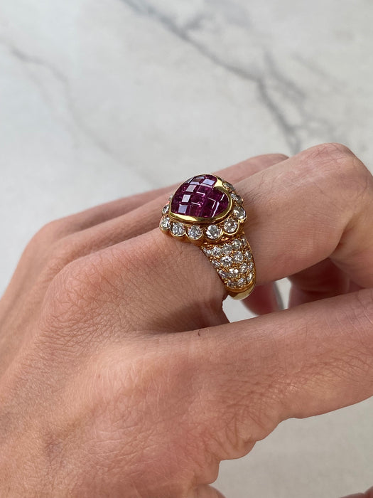 Vintage 18K Ruby & Diamond Heart Ring