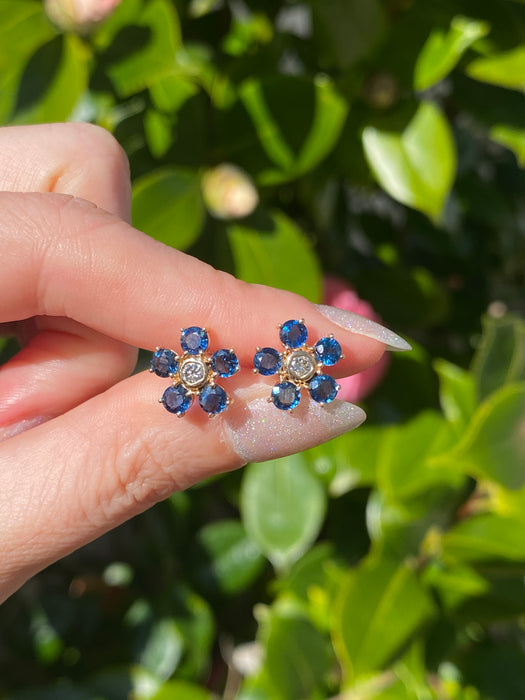 14k blue sapphire and diamond flower stud earrings