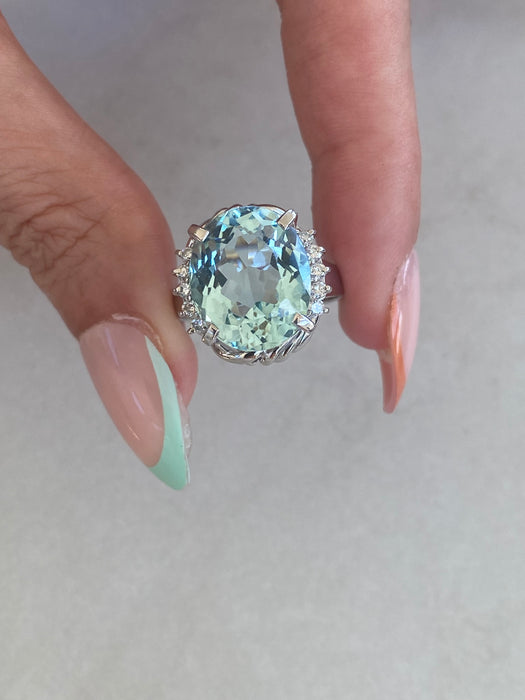 Vintage Platinum 900 Aquamarine & Diamond Ring