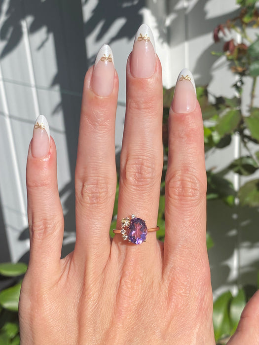14K Gold Oval Amethyst Diamond Flower Ring