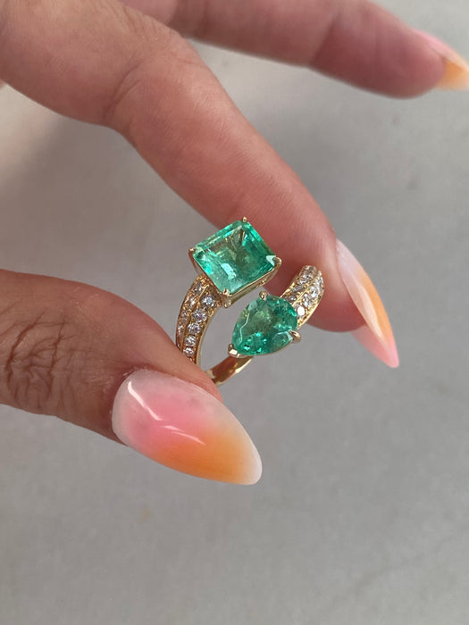 Vintage 3.77 TCW 18K Emerald & Diamond Bypass Ring