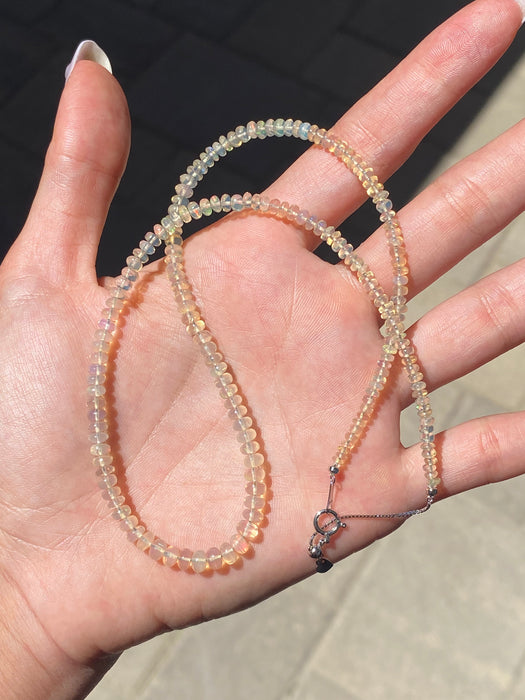 Vintage 18K White Gold 28.97 TCW Opal Bead Necklace
