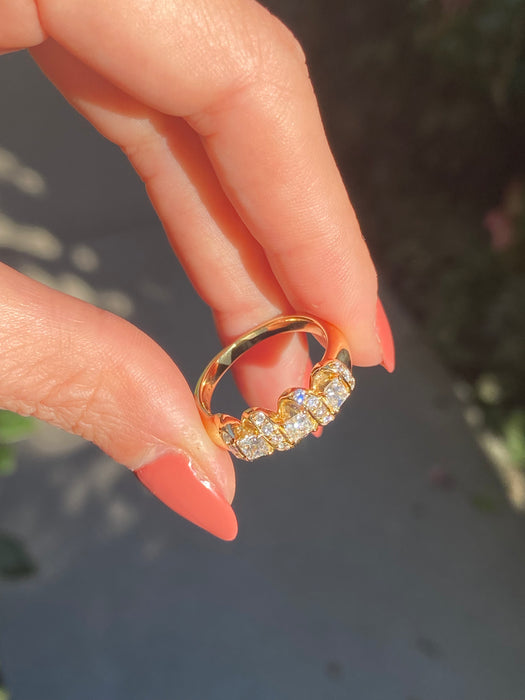 18k diamond swirl ring size 7.5