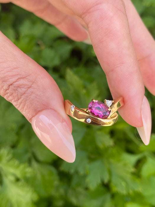 Vintage 18K Pink Tourmaline & Diamond Wavy Ring Size 6.5