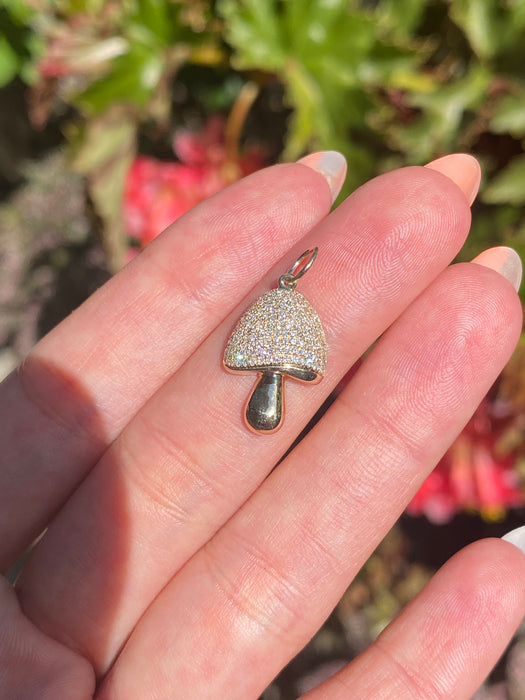 14k diamond mushroom charm