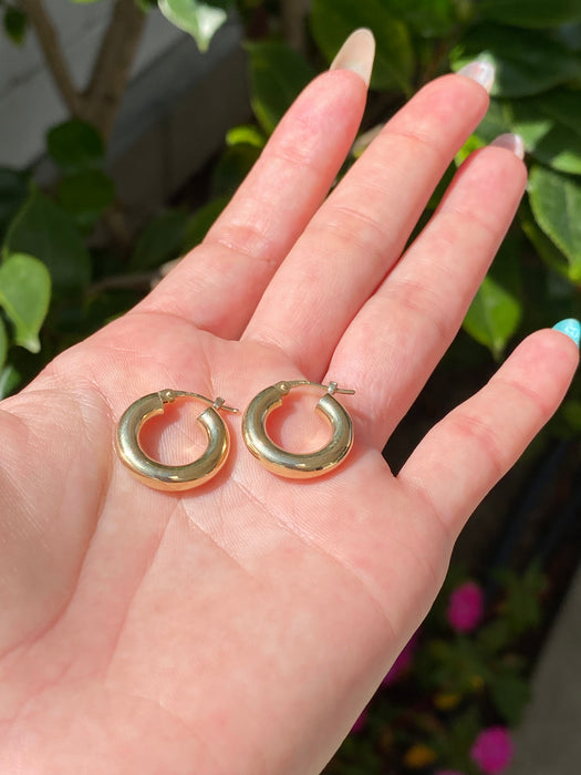 14k 0.75” by 4mm hoop earrings