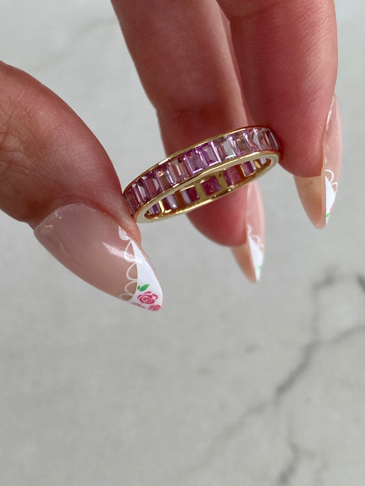 18K Gold Pastel Pink & Purple Natural Sapphire Eternity Ring