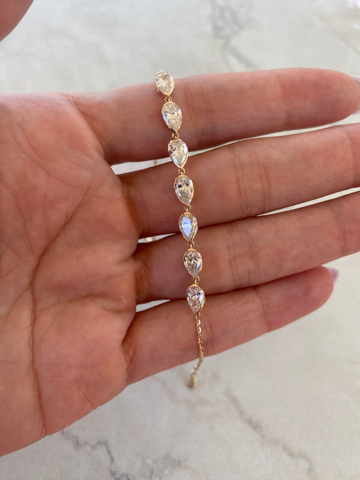 14K 2.5 TCW Lab Diamond Pear Bracelet