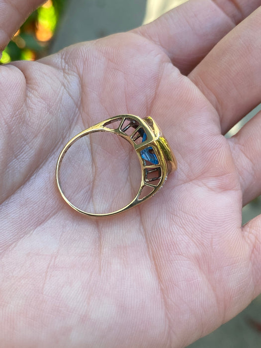 Vintage 14K Gold Sky Blue Topaz & Diamond Bezel Set Ring – Size 7.5