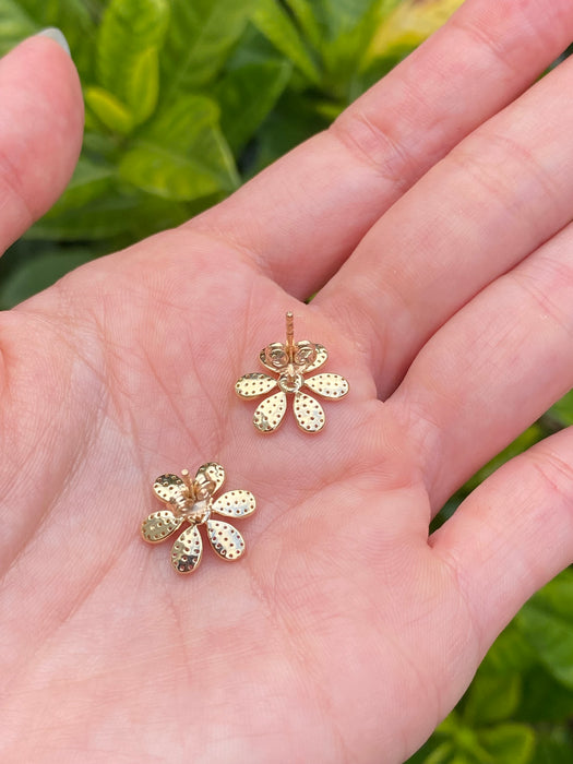 14k pink sapphire daisy flower stud earrings