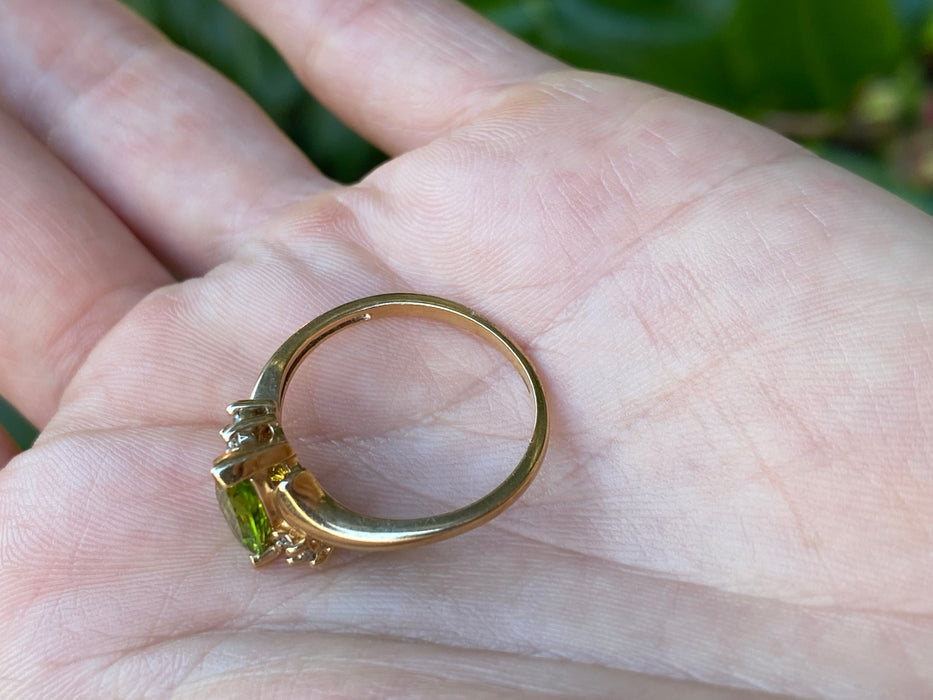 14k peridot diamond ring size 7