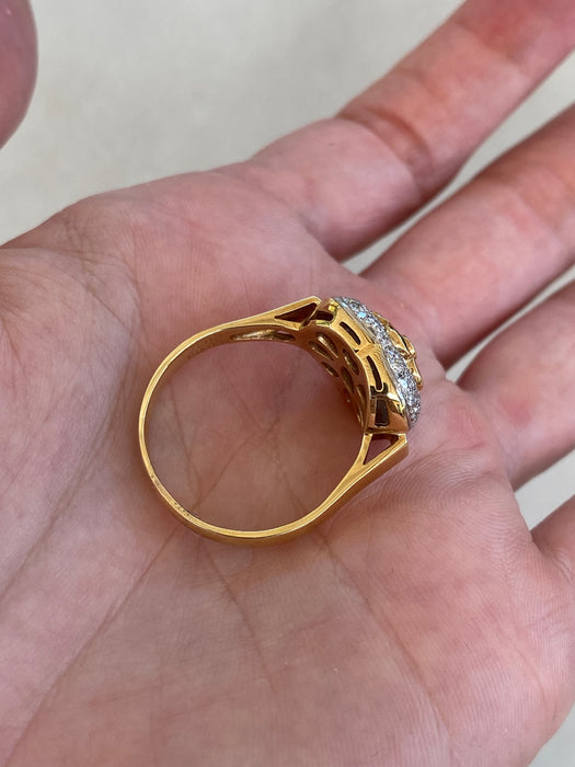 Vintage 18K Gold & Platinum Diamond and Blue Sapphire Flower Heart Ring