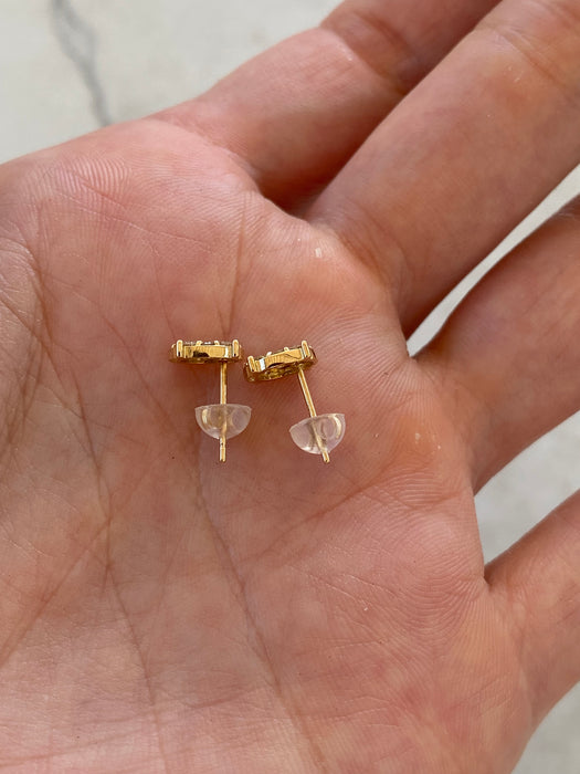 18K Gold Natural Diamond Oval Stud Earrings