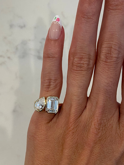 14K Gold 3.60 CT Pear & Emerald Cut Bezel-Set Lab Diamond Ring Size 4
