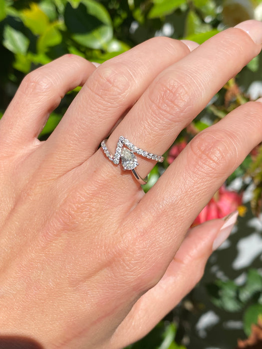 Vintage Platinum 900 Pear Diamond Zig Zag Ring (0.92 CTW)
