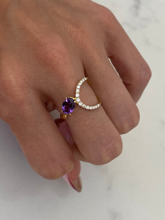 Vintage 18K Gold Amethyst & Diamond Ring – Size 6.25