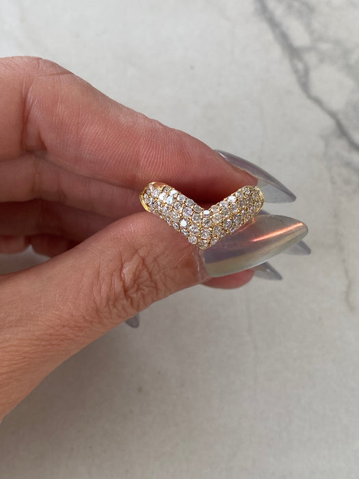 Vintage 18K Natural Diamond Chevron Ring – 1.00 TCW