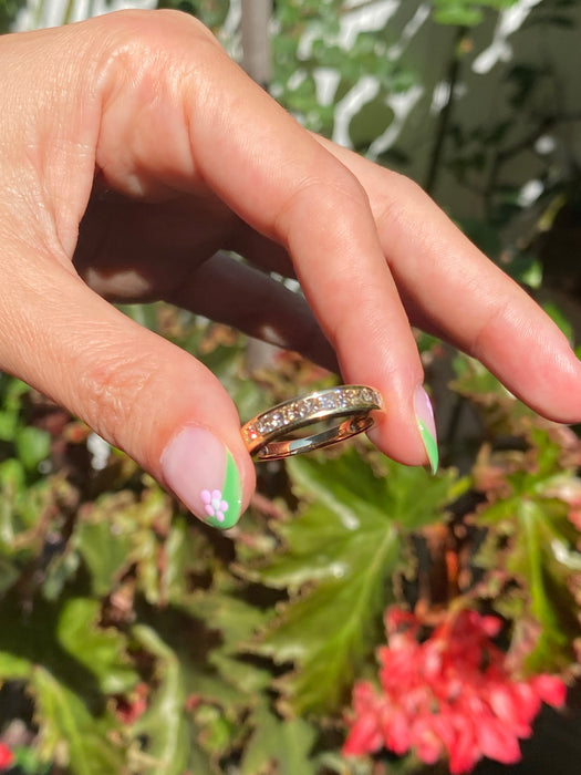 18k channel set diamond ring size 6.75