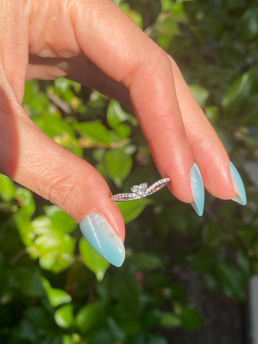 Platinum 900 diamond heart ring size 6.25