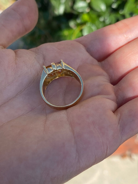 14k Citrine and diamond ring size 7