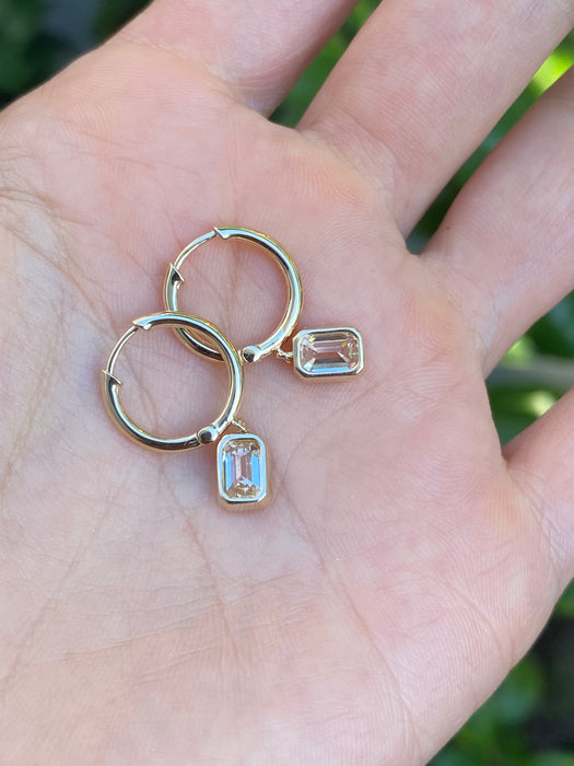 14k 1.5 carat lab emerald cut diamond huggie earrings