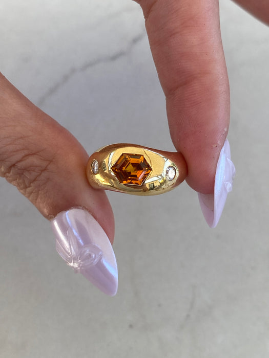 Vintage 18K Yellow Hexagon Sapphire & Diamond Ring