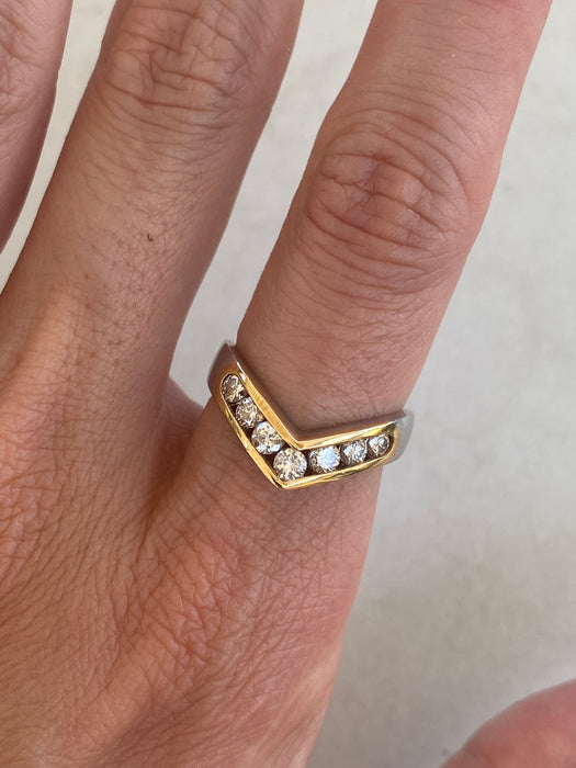 Vintage Platinum 900 & 18K Yellow Gold Chevron Diamond Ring