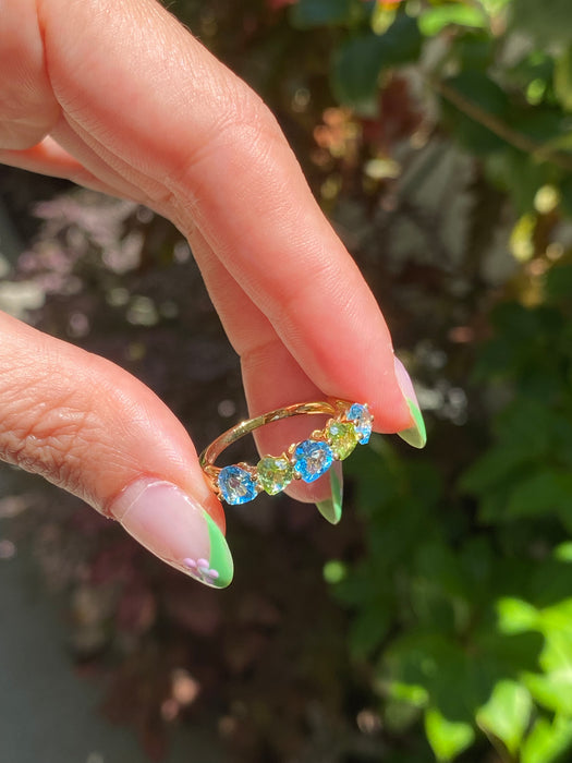 18k topaz and peridot heart ring size 6.75