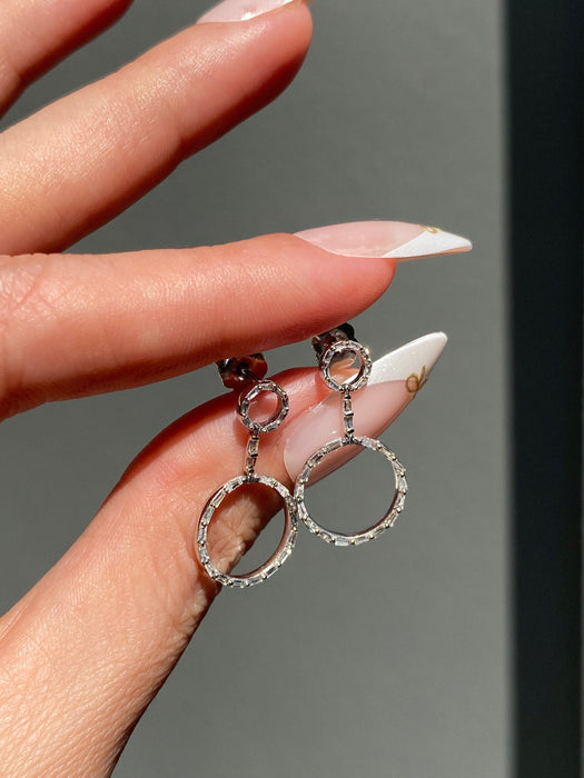 18K White Gold Diamond Baguette Dangle Earrings