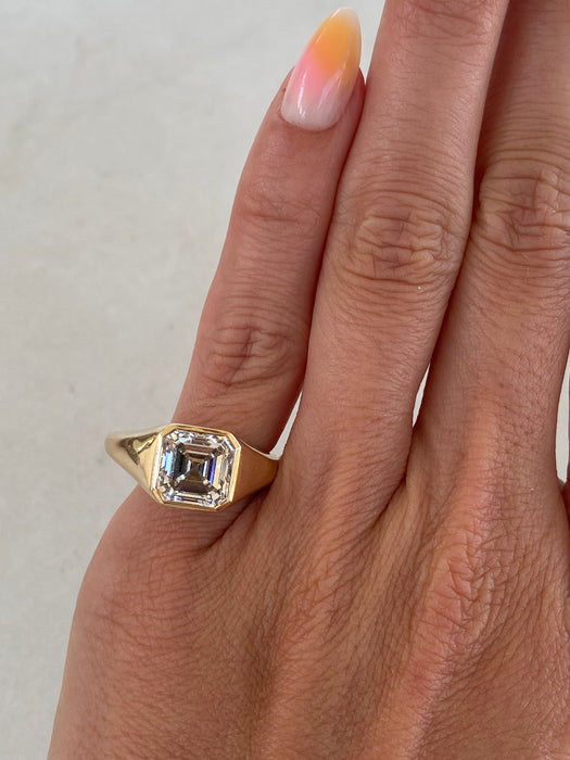 14K 3.1 Carat Bezel-Set Asscher-Cut Lab Diamond Ring