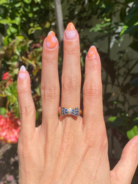 18k blue sapphire diamond bow ring size 6.5
