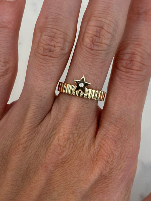 14K Gold Ribbed Star Ring with Diamond Center