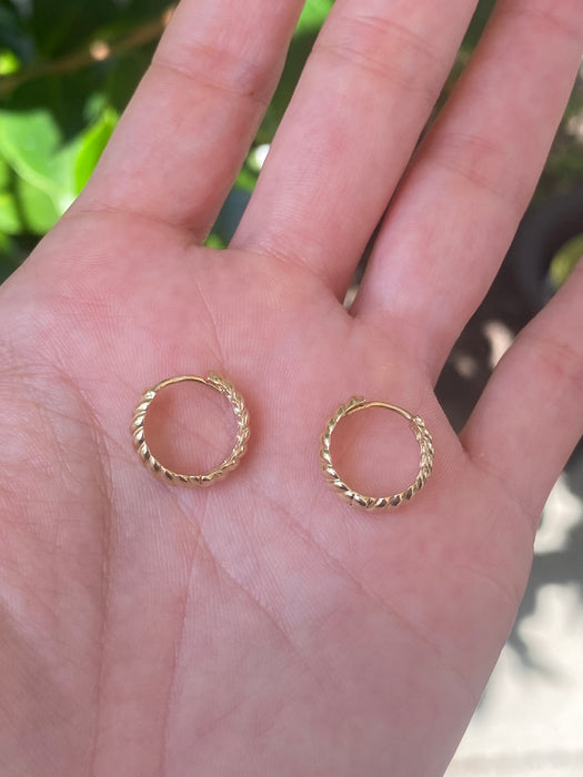 14k croissant huggie earrings