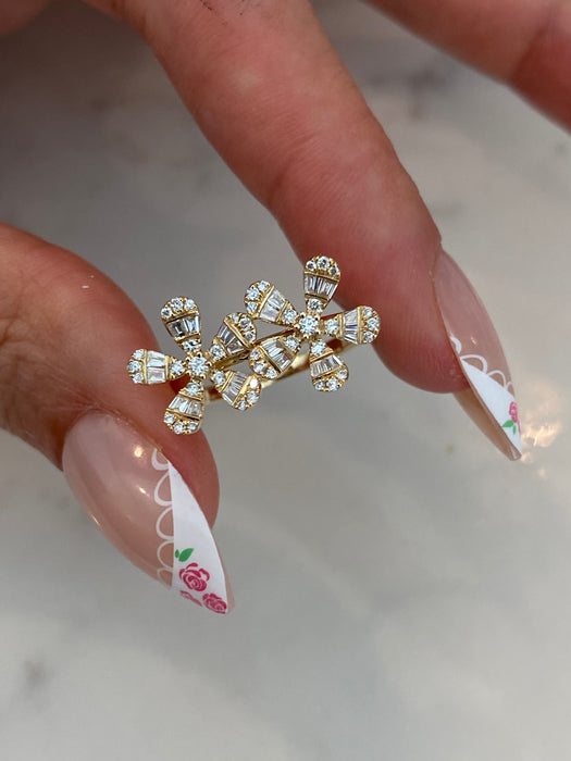 14K Gold Diamond Flower Ring – 0.45 TCW Round & Baguette Diamonds