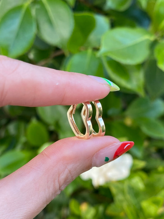 14k heart huggie earrings